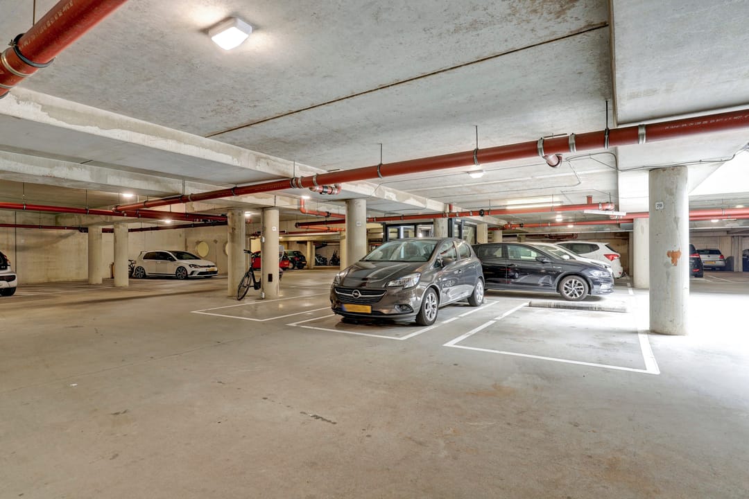 Photo 28 of Hans van der Hoevenstraat 80