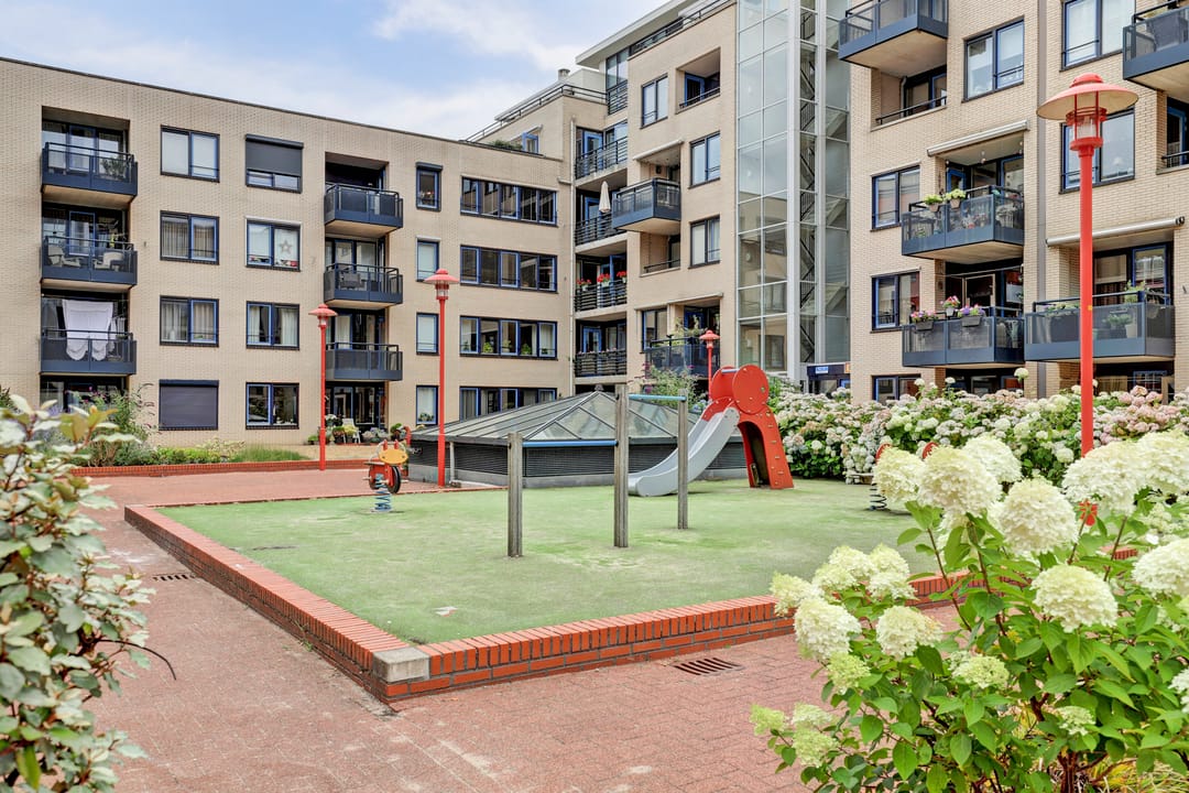 Photo 31 of Hans van der Hoevenstraat 80