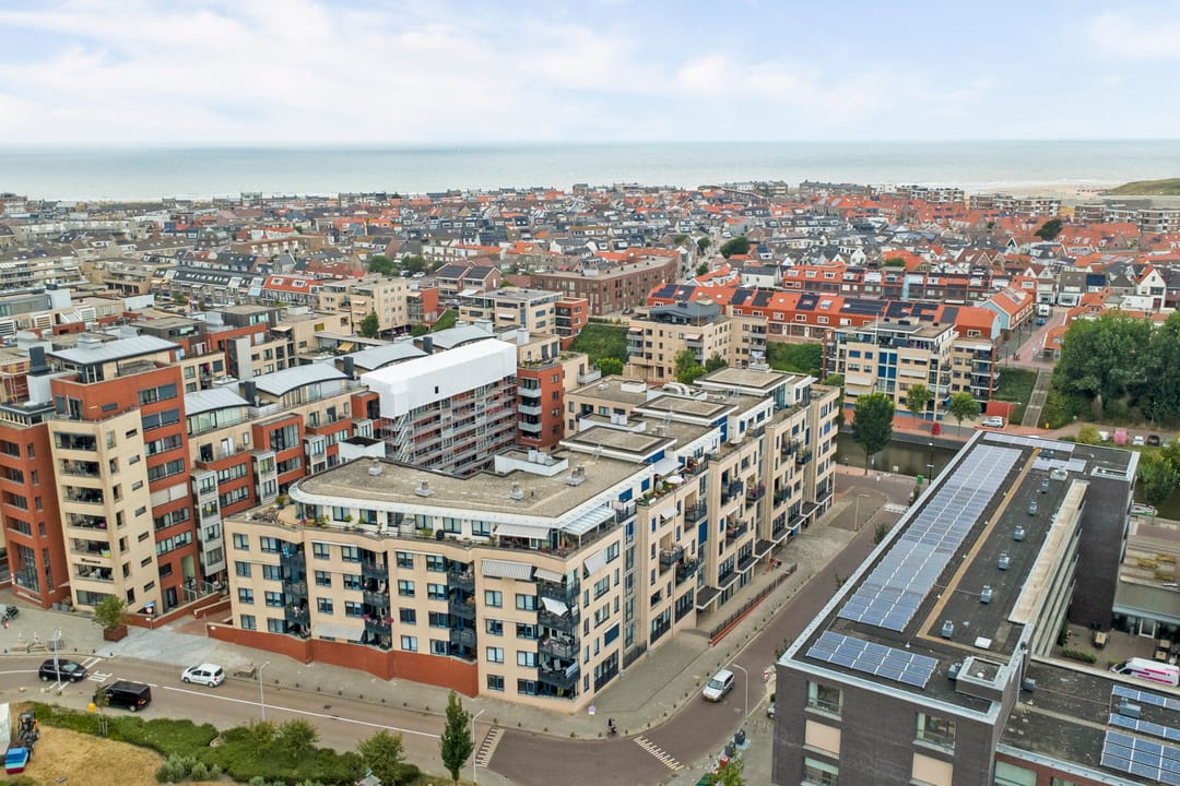 Photo 37 of Hans van der Hoevenstraat 80