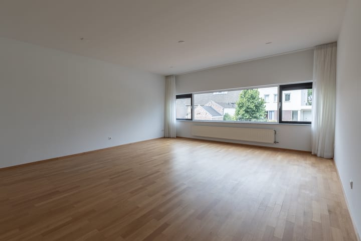 Appartement te koop: Tongerseweg 241C02, Maastricht