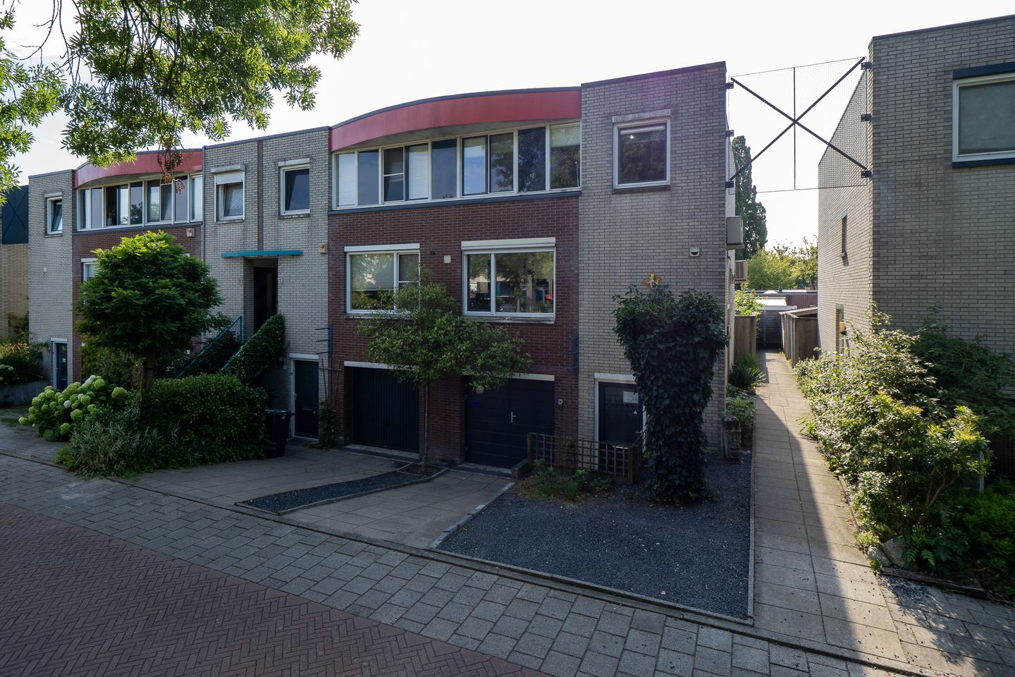 Photo 1 of Theresastraat 15