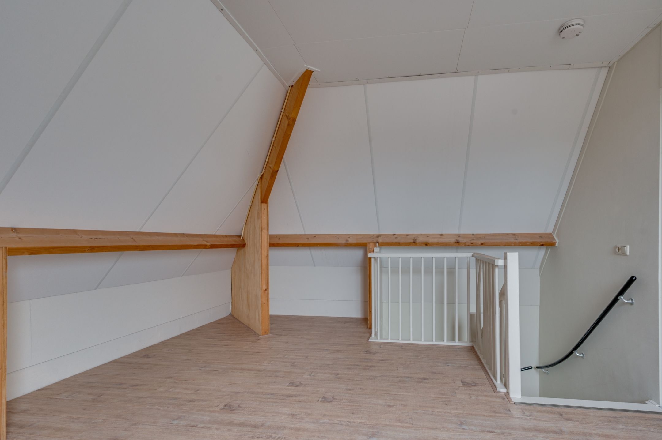Foto 42 van Burgemeester Claessenstraat 12
