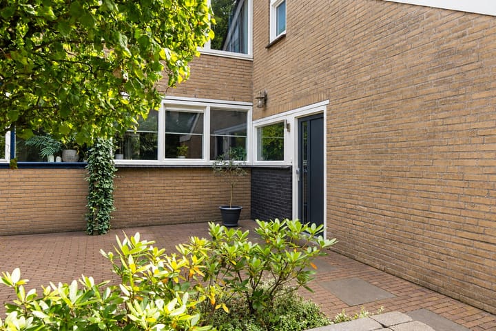 Tussenwoning te koop: Travertin 10, 'T Harde