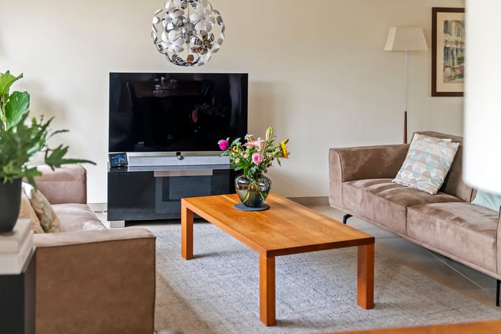 Twee-onder-één-kap te koop: F.J. Ebbensstraat 82, Tiel