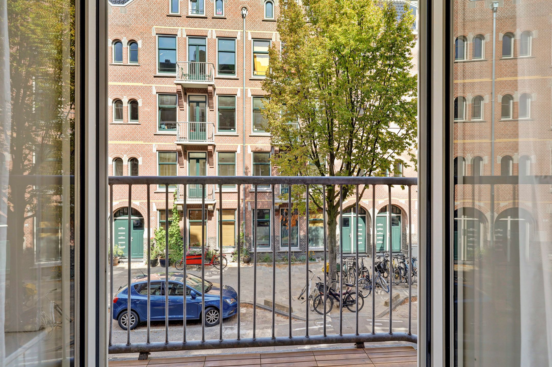 Photo 9 of Tweede Boerhaavestraat 78-1