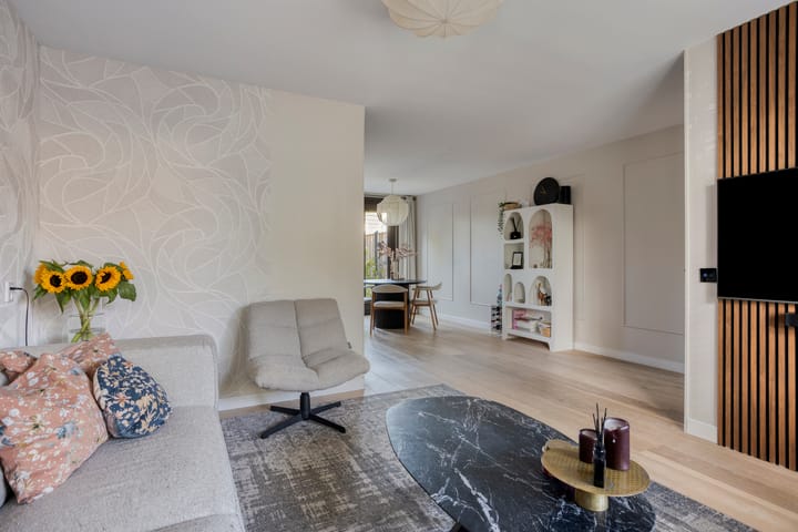 Tussenwoning te koop: Zuidgouw 72, Ursem (Gem. Koggenland)