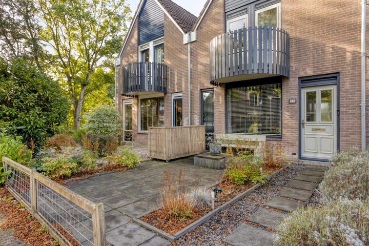 Tussenwoning te koop: Zuidgouw 72, Ursem (Gem. Koggenland)