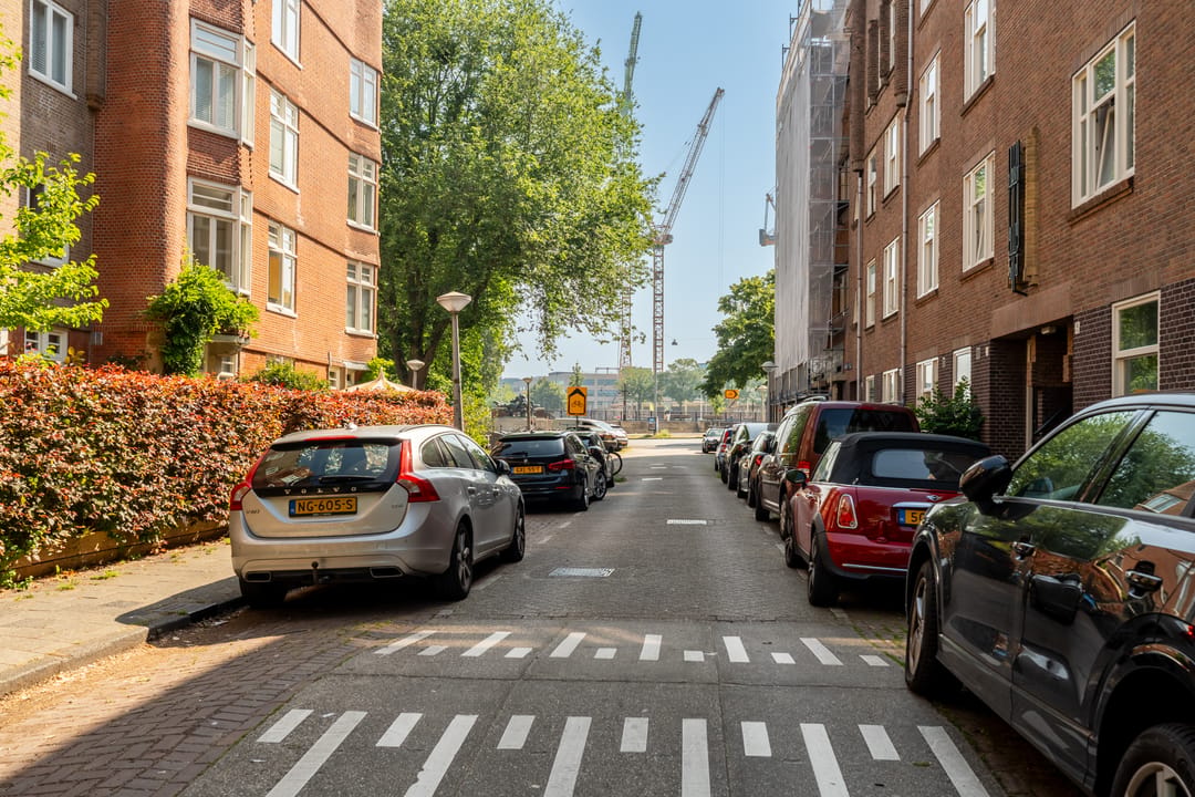 Foto 41 van Uithoornstraat 2-A1