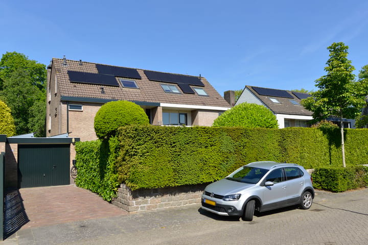 Tussenwoning te koop: Willemserf 94, Eemnes