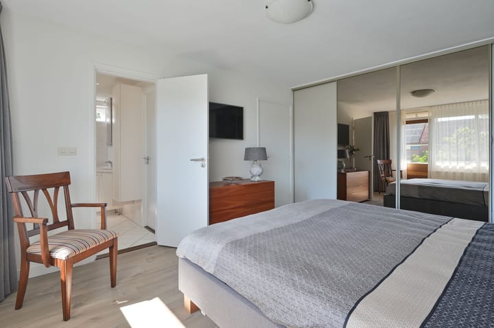 Tussenwoning te koop: Willemserf 94, Eemnes