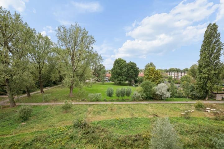 Appartement te koop: Middachtensingel 176, Arnhem