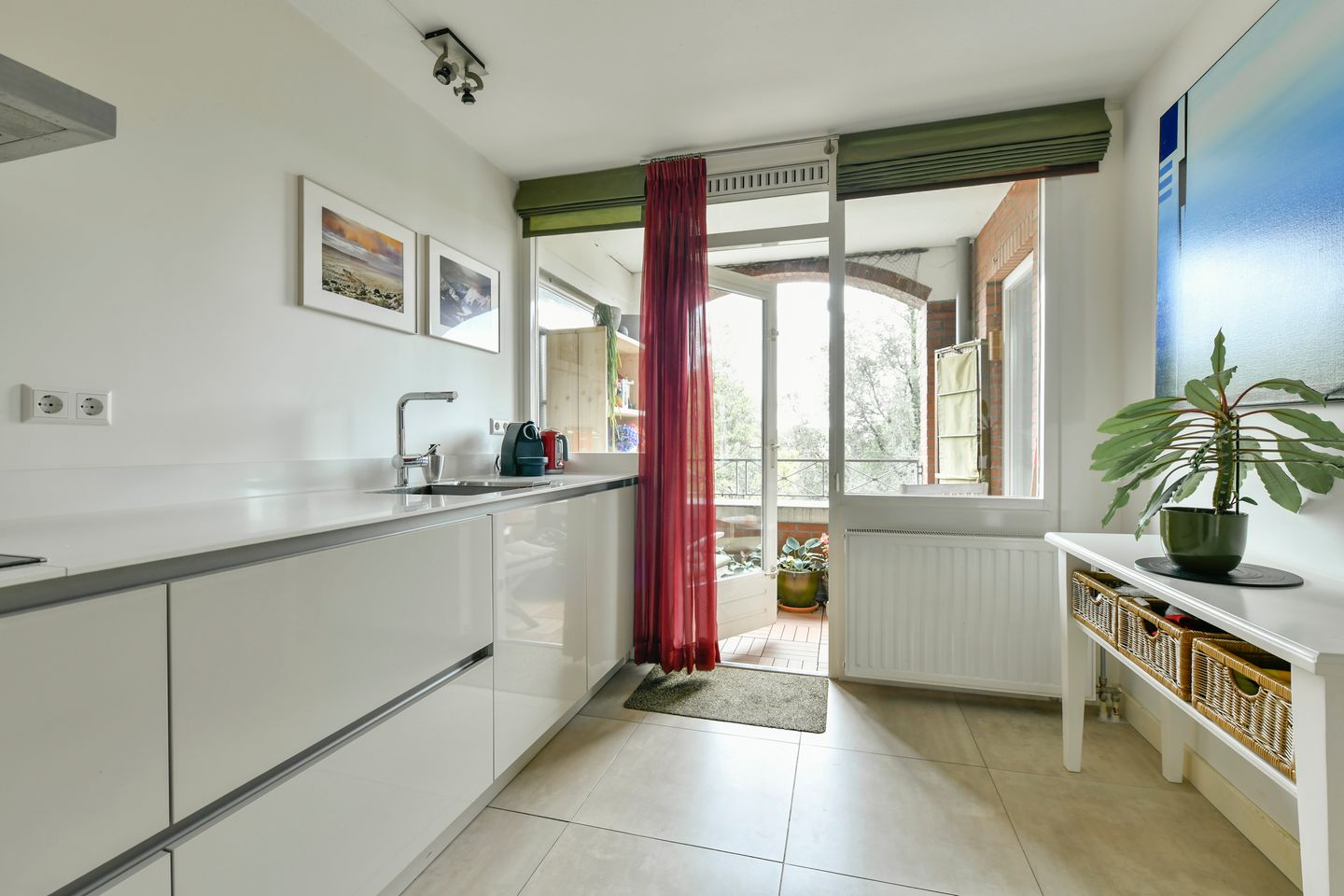 Photo 10 of Bilderdijkstraat 21-E