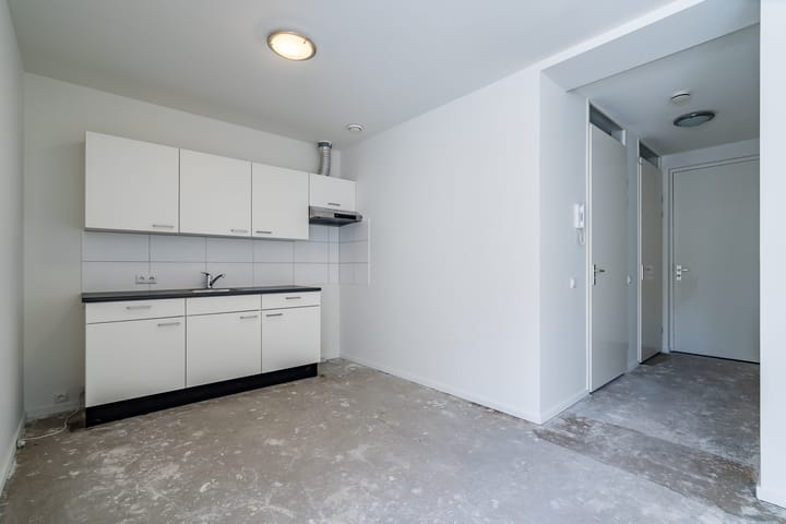 Studio te koop: beekstraat 2D, Weert