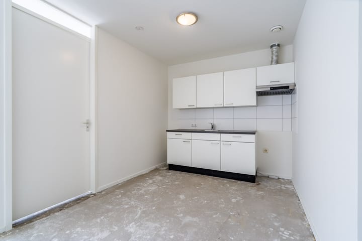 Studio te koop: beekstraat 2D, Weert