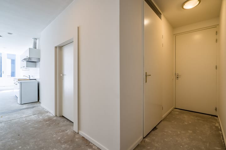 Studio te koop: beekstraat 2E, Weert