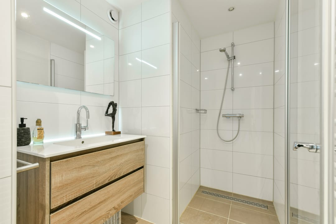 Photo 17 of Bilderdijkstraat 21-E