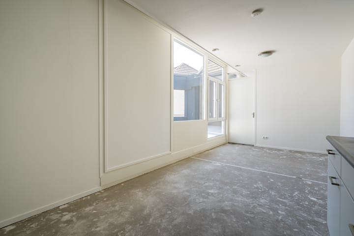Studio te koop: beekstraat 2C, Weert