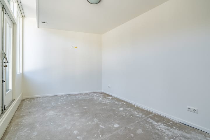 Studio te koop: beekstraat 2C, Weert