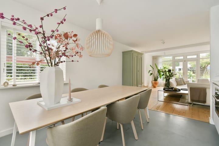 Hoekwoning te koop: Jacob de Graeflaan 73, Amstelveen