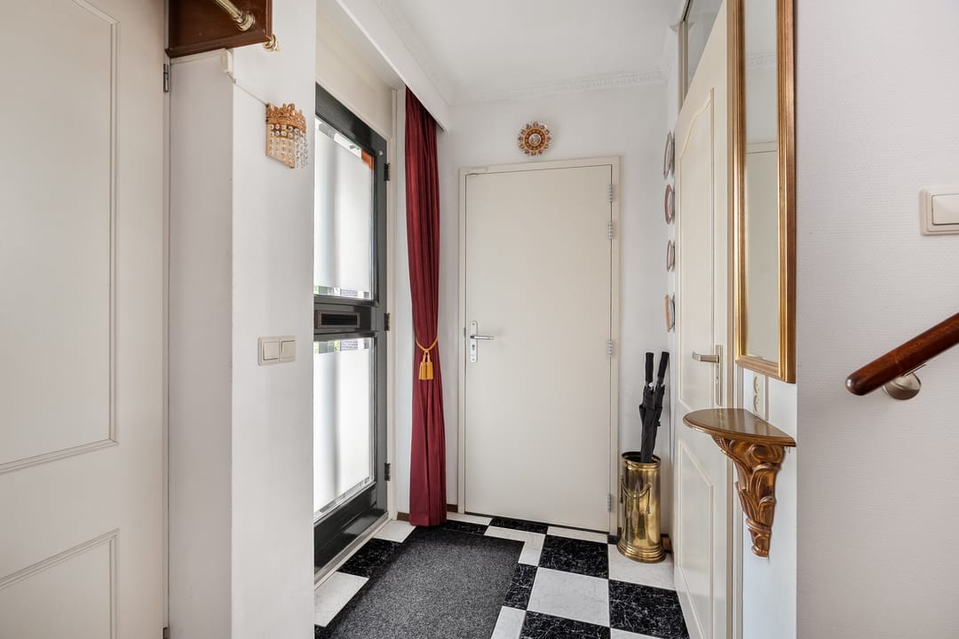 Photo 17 of Helfrichstraat 5