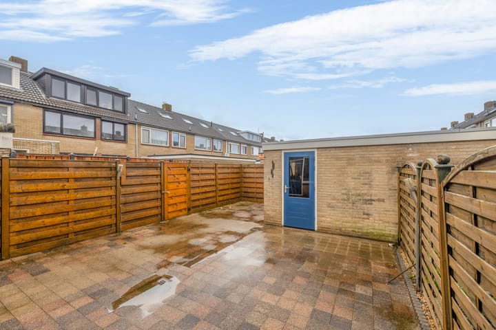 Hoekwoning te koop: Doetinchemsestraat 64, Middelharnis