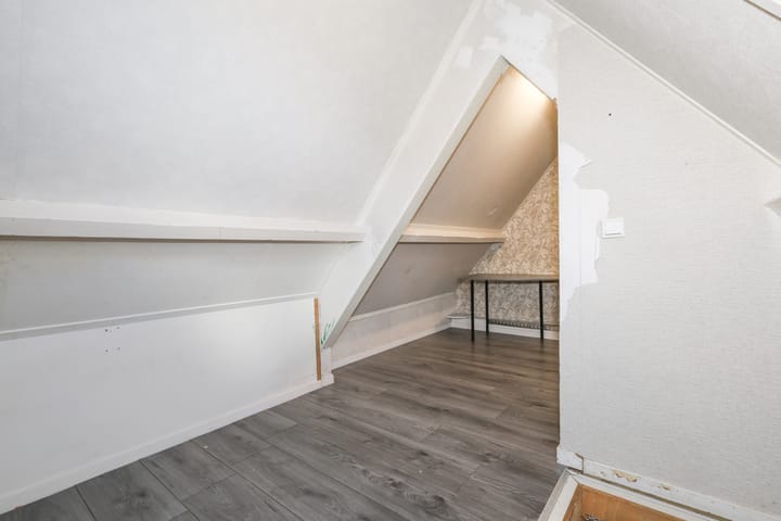 Hoekwoning te koop: Brielseweg 111, Oostvoorne