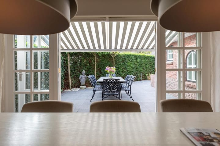 Vrijstaande woning te koop: Nieuwlarenweg 18, Laren (Nh)