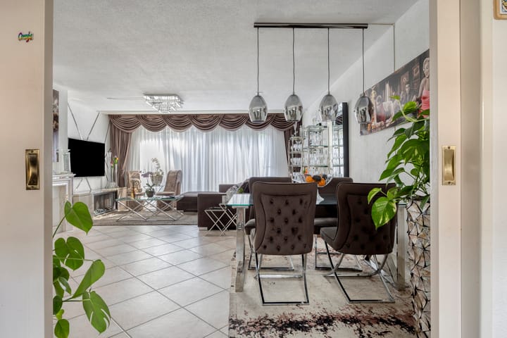 Tussenwoning te koop: Soeteliefskamp 10, Hendrik-Ido-Ambacht