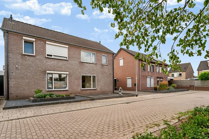 Hoekwoning te koop: Elzenhof 63, Pannerden