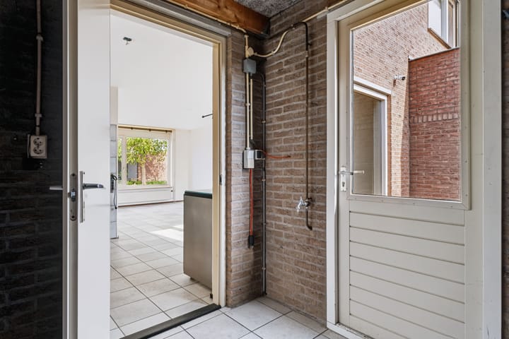 Hoekwoning te koop: Elzenhof 63, Pannerden