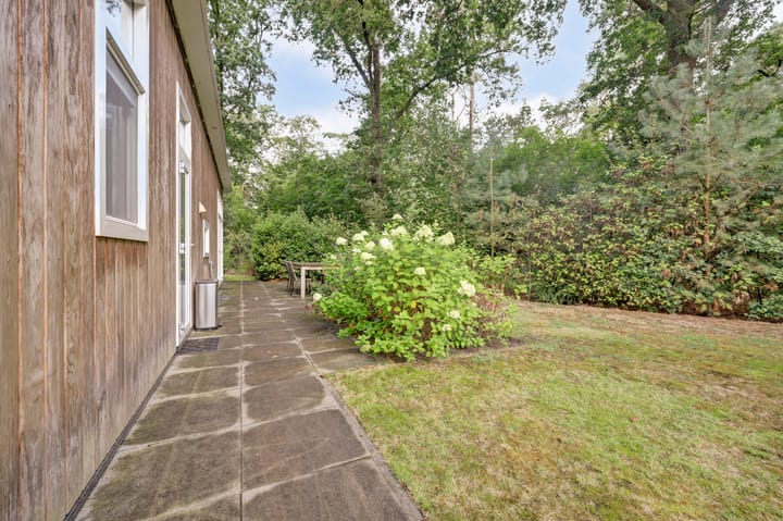 Vrijstaande woning te koop: Veenweg 91R37, Oldebroek