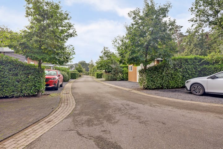 Vrijstaande woning te koop: Veenweg 91R37, Oldebroek
