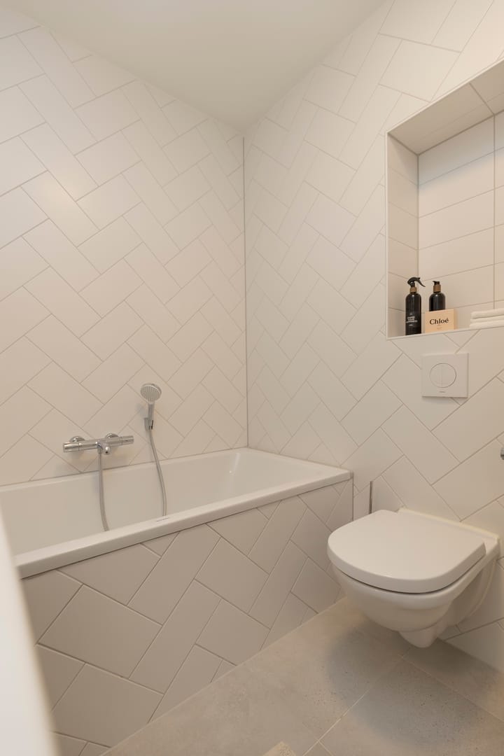 Tussenwoning te koop: Krommehoekstraat 16, Amsterdam