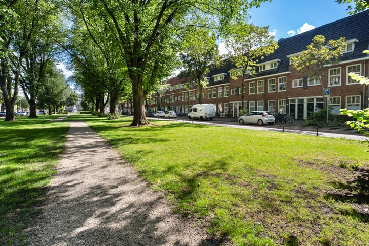 Appartement te koop: Burgemeester van Tuyllkade 36, Utrecht