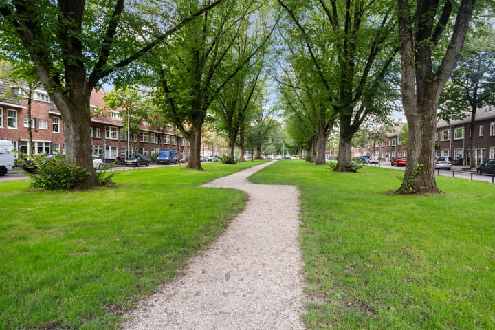 Appartement te koop: Burgemeester van Tuyllkade 36, Utrecht