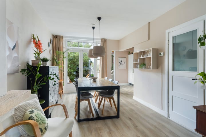 Appartement te koop: Burgemeester van Tuyllkade 36, Utrecht
