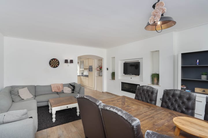 Foto 4 van Barkasstraat 3