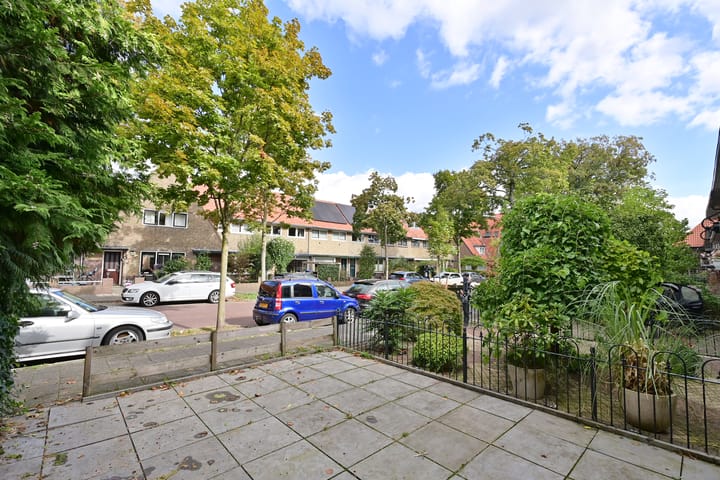 Tussenwoning te koop: Kometenstraat 6, Hilversum