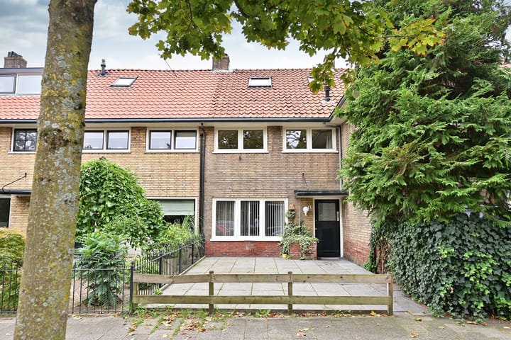 Tussenwoning te koop: Kometenstraat 6, Hilversum