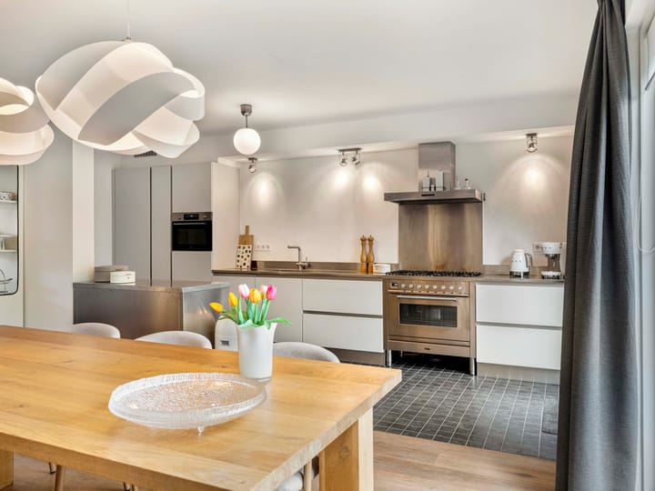 Tussenwoning te koop: Meentweg 20, De Meern