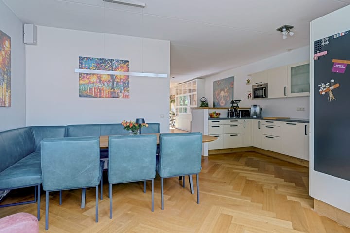 Twee-onder-één-kap te koop: Hadrianus 20, Elst (Ge)
