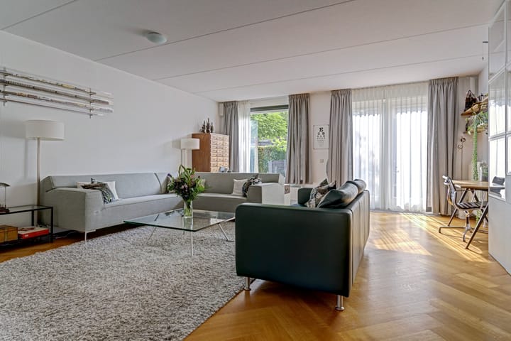 Twee-onder-één-kap te koop: Hadrianus 20, Elst (Ge)