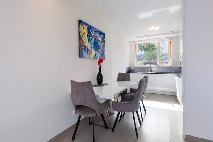 Tussenwoning te huur: Zuidwijkstraat 108, Zoetermeer