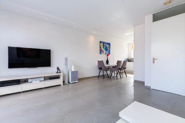 Tussenwoning te huur: Zuidwijkstraat 108, Zoetermeer