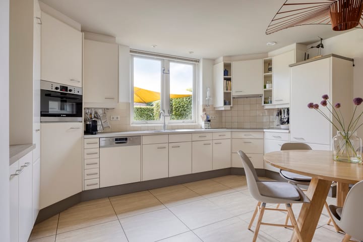 Vrijstaande woning te koop: M.A. Reinaldaweg 8, Woerden