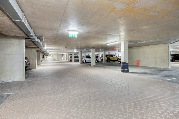Appartement te koop: Nassaustate 7, Roermond