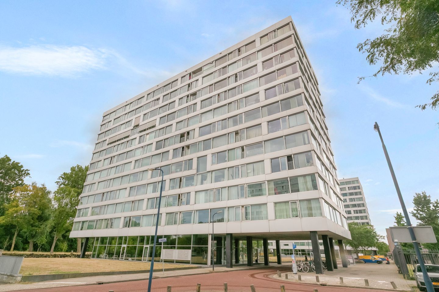 Photo 25 of Jan van Zutphenstraat 643