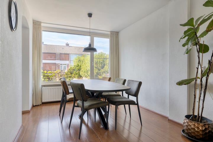 Tussenwoning te koop: Oude Heerweg 193, Velden