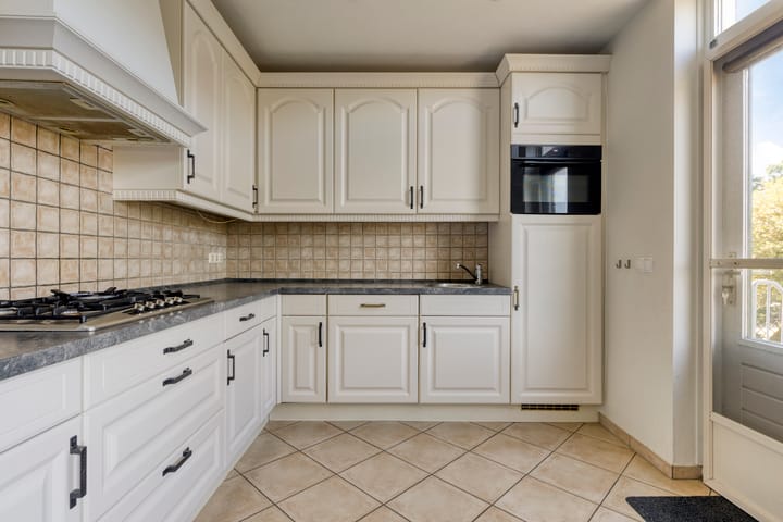 Tussenwoning te koop: Oude Heerweg 193, Velden