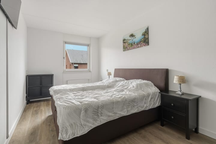 Hoekwoning te koop: Black Alicante 104, Huissen
